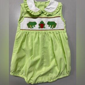 Mom & Me bubble size 6-9 months, EUC Green Gingham Kids One Piece